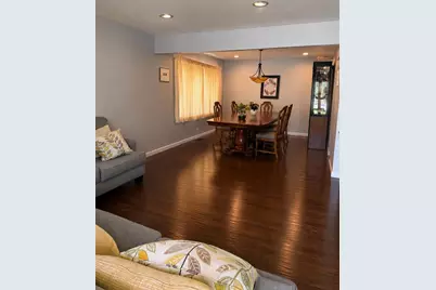 9143 Dr Korczak Terrace, Skokie, IL 60076 - Photo 6
