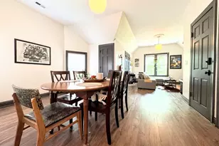 1040 W Roscoe St, Chicago, IL 60657 - Photo 4