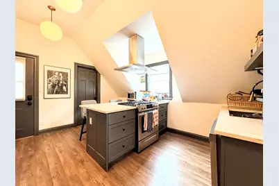 1040 W Roscoe Street #3, Chicago, IL 60657 - Photo 6