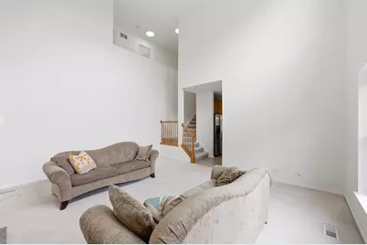 524 Camargo Club Drive, Lake in the Hills, IL 60156 - Photo 14