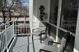 601 E 32nd St, Chicago, IL 60616 - Photo 20