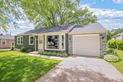610 S 2nd Street, West Dundee, IL 60118 - Photo 1