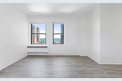 6230 N Kenmore Avenue #1407, Chicago, IL 60660 - Photo 4