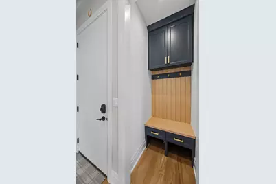 1024 Washington Boulevard #301, Oak Park, IL 60302 - Photo 2