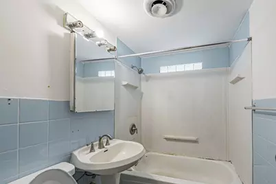 2033 N Karlov Avenue, Chicago, IL 60639 - Photo 18
