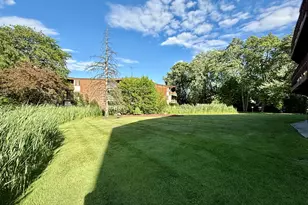 2306 Holiday Ter, Lansing, IL 60438 - Photo 6