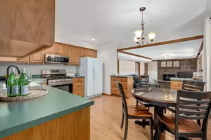 8201 Crestview Dr, Willow Springs, IL 60480 - Photo 8