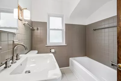 461 Uvedale Road, Riverside, IL 60546 - Photo 16