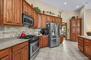 8316 Eagle Ridge, Spring Grove, IL 60081 - Photo 12