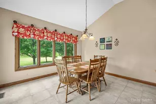 8316 Eagle Ridge, Spring Grove, IL 60081 - Photo 16