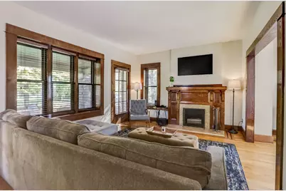 835 N Ellsworth Street, Naperville, IL 60563 - Photo 6