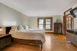 835 N Ellsworth St, Naperville, IL 60563 - Photo 18