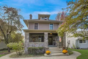 835 N Ellsworth St, Naperville, IL 60563 - Photo 2