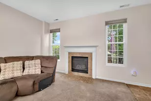 4917 Montauk Dr, Plainfield, IL 60586 - Photo 6