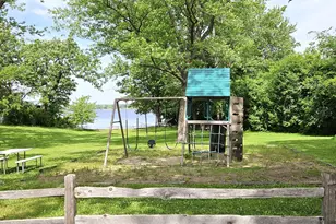 42509 N Lake Dr, Antioch, IL 60002 - Photo 22