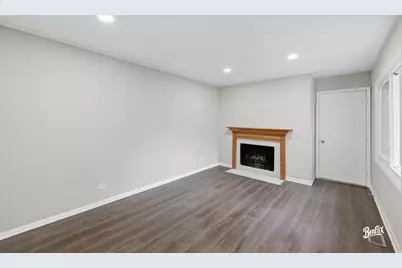 888 Swan Boulevard, Deerfield, IL 60015 - Photo 2