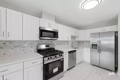 888 Swan Boulevard, Deerfield, IL 60015 - Photo 8