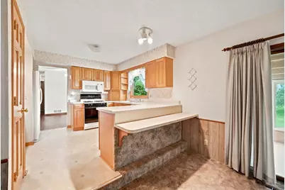 1621 Sleepy Hollow Lane, Dekalb, IL 60115 - Photo 12