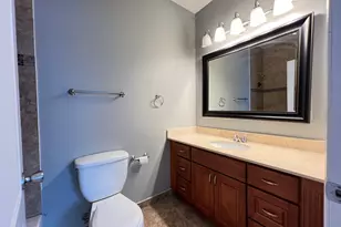 2426 W 32nd Pl, Chicago, IL 60608 - Photo 20