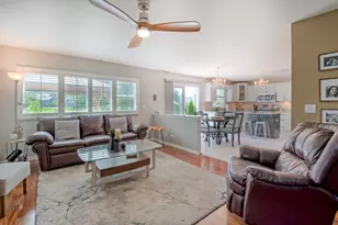 1337 Saddlebrook Rd, Bartlett, IL 60103 - Photo 16