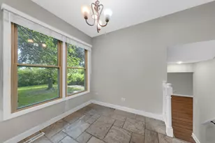 31 French Ct, Mundelein, IL 60060 - Photo 12