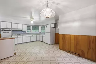 8351 W 99th St, Palos Hills, IL 60465 - Photo 18