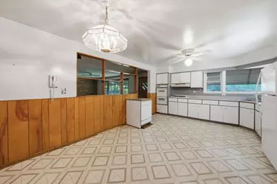 8351 W 99th Street, Palos Hills, IL 60465 - Photo 16