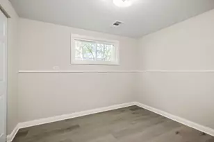 305 Jackson St, Park Forest, IL 60466 - Photo 18