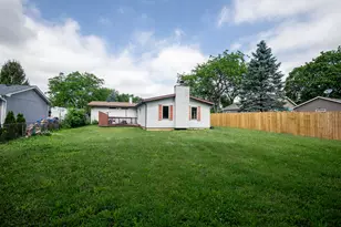 37259 N Fairview Ln, Lake Villa, IL 60046 - Photo 16