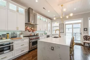 2918 N Lakewood Ave, Chicago, IL 60657 - Photo 10