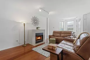 520 N Halsted St, Chicago, IL 60642 - Photo 8