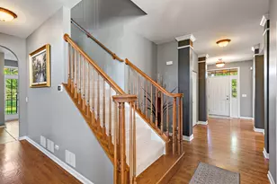 2700 Oak Dr, West Dundee, IL 60118 - Photo 8