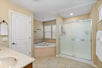2700 Oak Drive, West Dundee, IL 60118 - Photo 26