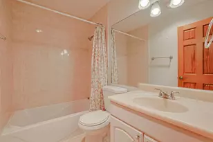 220 Oak Knoll Ct, Schaumburg, IL 60193 - Photo 16