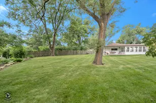 589 Inverness Rd, Lisle, IL 60532 - Photo 26