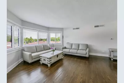 5500 Lincoln Avenue #414E, Morton Grove, IL 60053 - Photo 10