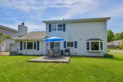 297 Springbrook Lane, Carol Stream, IL 60188 - Photo 28
