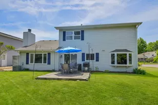 297 Springbrook Ln, Carol Stream, IL 60188 - Photo 28