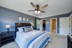 297 Springbrook Ln, Carol Stream, IL 60188 - Photo 18