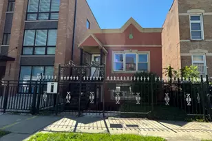 3736 S Calumet Ave, Chicago, IL 60653 - Photo 1
