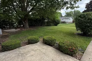 12537 S Menard Ave, Palos Heights, IL 60463 - Photo 4