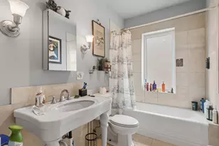1329 W Pratt Blvd, Chicago, IL 60626 - Photo 16