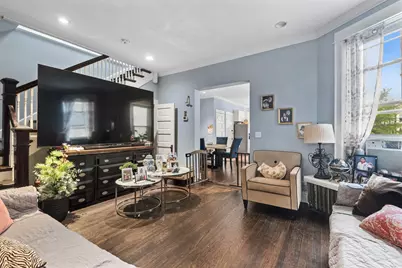 1329 W Pratt Boulevard, Chicago, IL 60626 - Photo 4