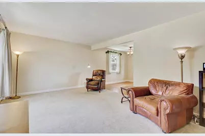 1552 Manchester Avenue, Westchester, IL 60154 - Photo 8