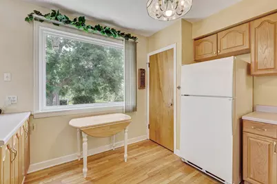 1552 Manchester Avenue, Westchester, IL 60154 - Photo 14