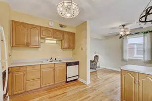 1552 Manchester Ave, Westchester, IL 60154 - Photo 16