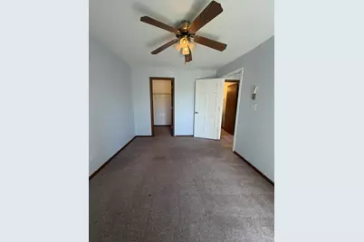 4312 W Shamrock Lane #2D, McHenry, IL 60050 - Photo 4