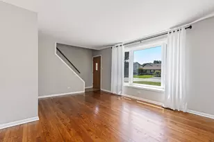 5446 Highland Ct, Crestwood, IL 60418 - Photo 8