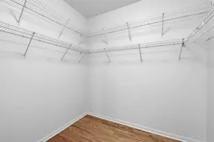 135 S York St, Elmhurst, IL 60126 - Photo 12