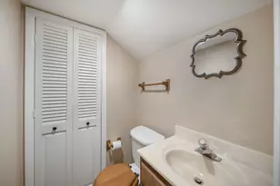 2272 N Circle Dr, Palatine, IL 60067 - Photo 22